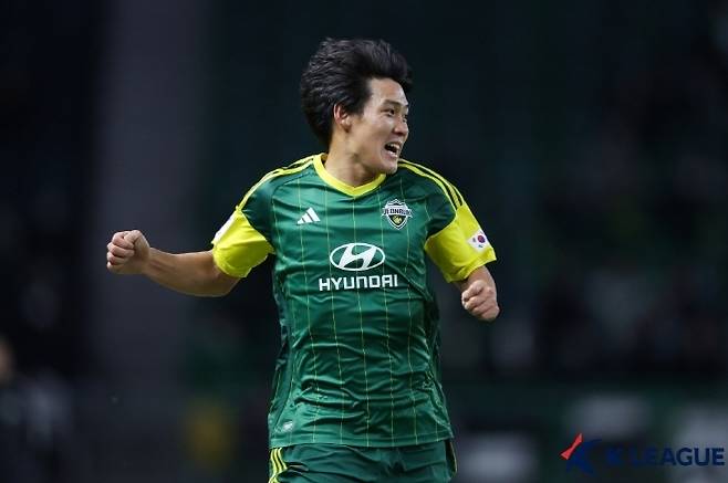 전북 레전드 최철순 '라스트 댄스'…30일 시즌 최종전 '캡틴 선발 출전'